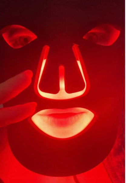 InfraLuz™ LED-Infrarot-Therapiemaske mit Fernbedienung